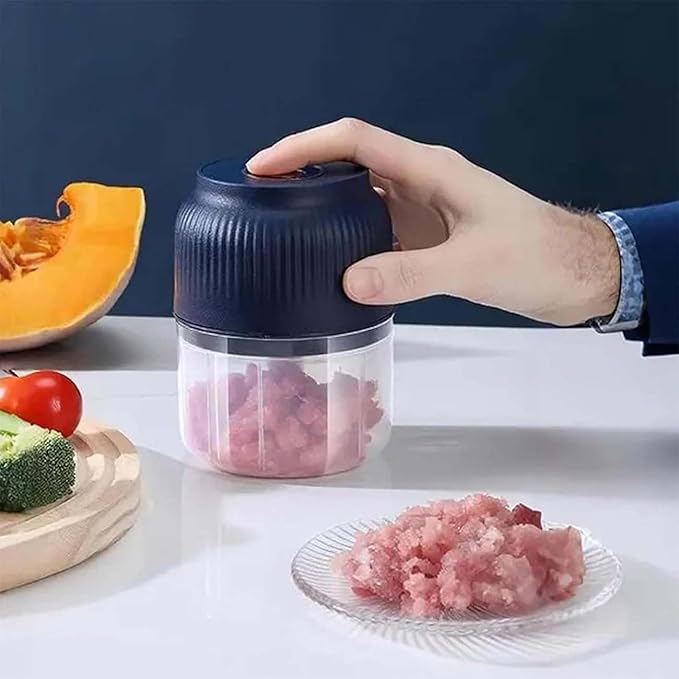 Household Electric Garlic Crusher, Electric Garlic Chopper, Mini Portable Veggie Chopper with 4/6 Stainless Steel Blades, Wireless Rechargeable Food Cutter for Garlic, Onion, Chili (2PCS-A,320ML)