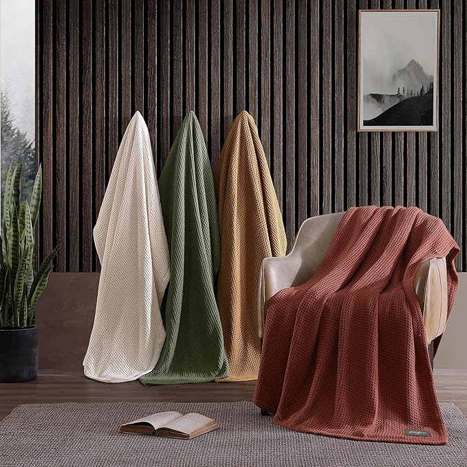 Eddie Bauer Blanket Soft Waffle Weave Bedding, Medium Weight Bedroom Decor, Softens Every Wash, Twin, Green